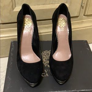 Vinca Camuto pumps size 6 gorgeous!!!